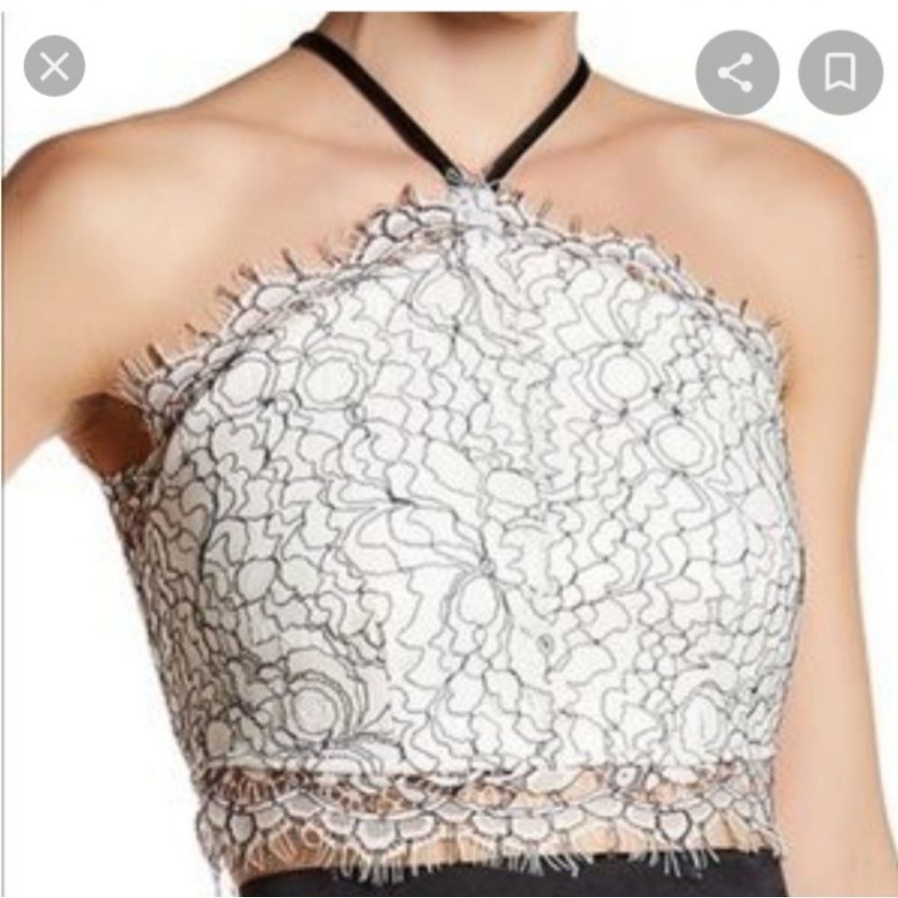 TRIXXI Lace Halter neck Crop Size 7